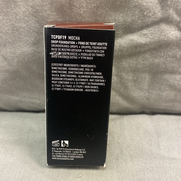 NYX Professional Makeup Total Control Drop Foundation, Mocha - Picture 2 of 3
